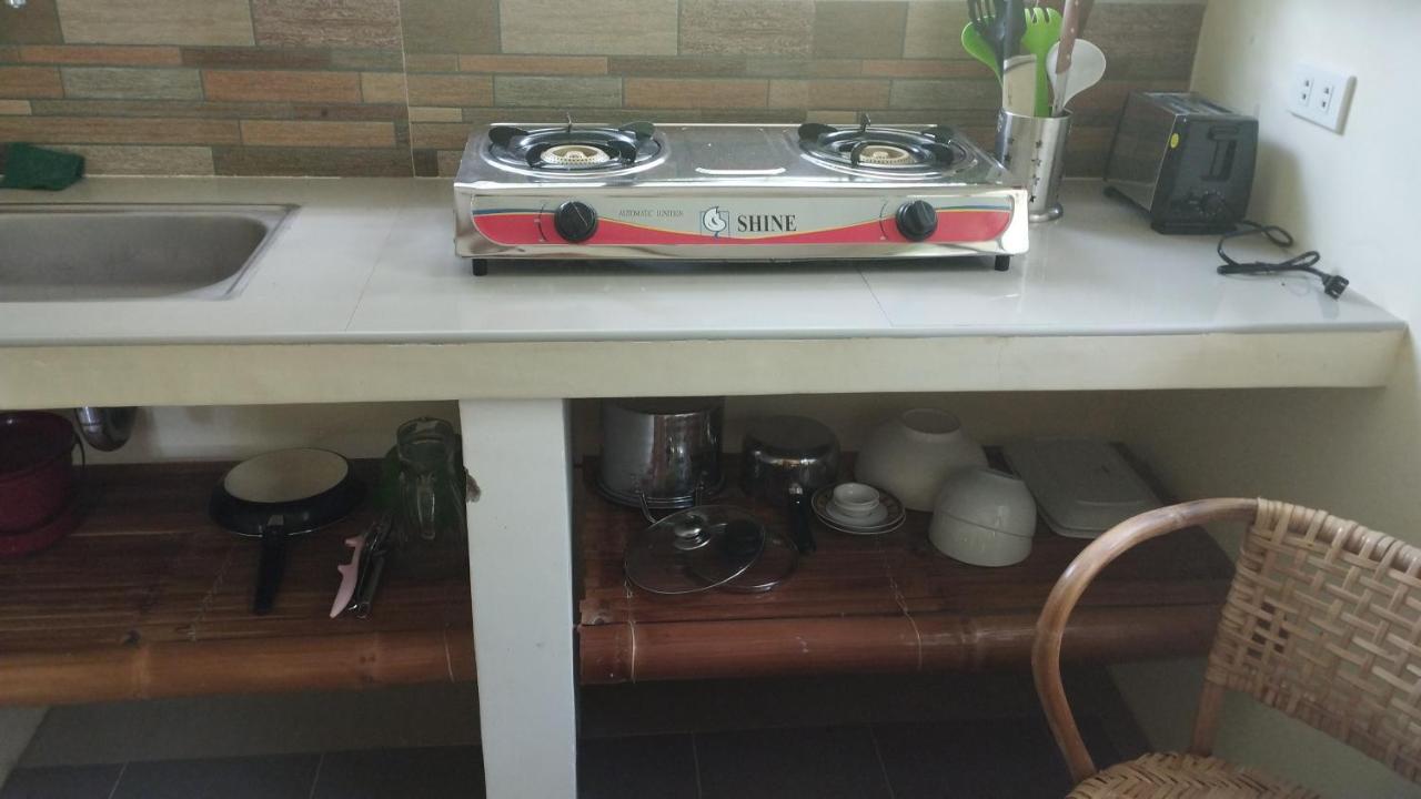 Acacia'S Cottages With Starlink Wifi مامباجاو المظهر الخارجي الصورة